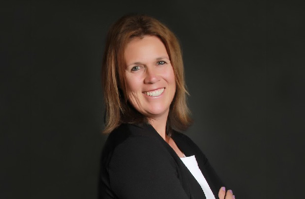 Carolyn McArdle revisits small business episodes in the series finale of Uniquely Small Biz Podcast.